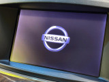 【メーカー純正ナビ】インテリアに溶け込むスタイリッシュな「専用設計」メーカーナビを装備♪視認性や操作性など基本性能にも優れ、より上質なカーライフをお楽しみいただけます。