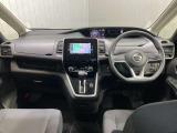 全方位で視界が広い。気持ちがよくて、運転もしやすい。1列目から3列目まで、すべての席がゆったりと座れるスペシャルシートです♪