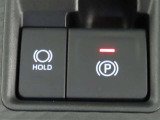 電動パーキングブレーキを装備しております。