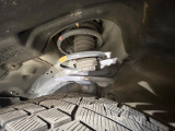 お車を安心してお乗りいただく為には、足回りの定期点検が欠かせません。サービスサポート(有償保証)では無料点検もご提供しており、安心のカーライフをお過ごしいただけるサポート体制が整っています。