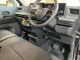 運転席廻りは操作しやすく安心できます