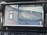 【アラウンドビューモニター】専用のカメラにより、上から見下ろしたような視点で360度クルマの周囲を確認することができます☆死角部分も確認しやすく、狭い場所での切り返しや駐車もスムーズに行えます。