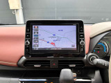 日産オリジナルナビゲーション(MM319D-L)装着車♪インパネにマッチするデザインに加え、9インチの大画面なので地図が大きく見え、操作性を高めます☆