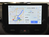 ディスプレイオーディオを装備。スマホとクルマをつなぐことで、これまでのナビに加えて、いろんなサービスが楽しめます。
