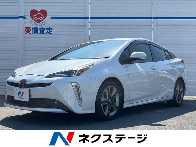 トヨタ プリウス 