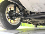 お車を安心してお乗りいただく為には、足回りの定期点検が欠かせません。サービスサポート(有償保証)では無料点検もご提供しており、安心のカーライフをお過ごしいただけるサポート体制が整っています。
