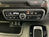 エアコンや送風に連動して空気清浄や脱臭などに効果を発揮するプラズマクラスター技術搭載フルオートエアコン装備してます。空気の汚れが気になる方も安心です