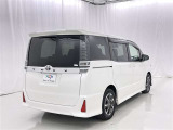 荷物をたっぷり載せて広々ドライビング♪夏でも冬でも、アウトドアやショッピングを思い切り楽しみましょう!