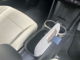 車両の詳細、ご質問につきましては、弊社営業スタッフまでお気軽にご連絡下さいませ。遠方のお客様には実車の詳細画像送信も承ります。