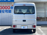 安心の最長10年・走行無制限保証(有償)をご用意。保証内容も充実はもちろん、無料点検&オイル交換や、年中無休の全国・24時間ロードサービスも付帯されておりますのでご安心下さい。