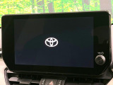 【10.5インチ ディスプレイオーディオ】大画面のディスプレイはAppleCarPlayやAndroidAutoが利用可能。大きな画面でスマホナビアプリ等が利用いただけます♪