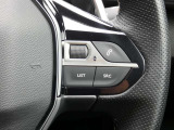 年間500台以上の中古車販売実績が御座います。安心してお乗り頂けるようきちんと整備、点検しご納車致します。