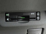 ★ETC付きです。高速道路料金所での小銭の出し入れや雨天時における窓の開け閉めなどの煩わしさが解消できます。料金所の通過もスムーズで快適ですよ。