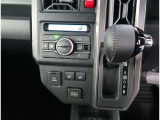 【オートエアコン】設定した温度が常に保たれるので快適にドライブが楽しめます