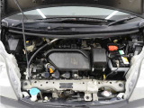 ◆エンジンルーム◆車の心臓部分のエンジンルームが汚いとトラブルの基になります。当店は専用の液剤を使って徹底的に綺麗にします。