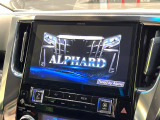 【BIG-X11インチナビ】人気の大画面BIG-Xナビを装備。専用設計で車内の雰囲気にマッチ!ナビ利用時のマップ表示は見やすく、テレビやDVDは臨場感がアップ!いつものドライブがグッと楽しくなります♪