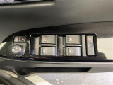 【パワーウインドウ】運転席のスイッチで、各席の窓ガラスの開閉ができます!あると便利ですよね!