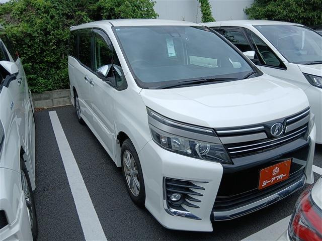 トヨタ ヴォクシー 