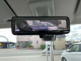 インテリジェントルームミラーが搭載されています!カメラモードでは、後方の状況も映像で確認出来ます!!