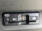 【ETC】高速道路の料金所をストレスなく通過!話題のスポットやサービスエリアに多い「スマートIC」利用時は必須のアイテムです。当店でセットアップを実施、ご納車当日からすぐにご利用いただけます!