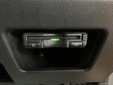 ETCを装備しています☆有料道路の料金所をノンストップで通過できてとても便利です☆高速道路のETC割引なども使えるのであるに越したことはない機能です!