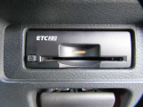 音声案内タイプETC2.0装備☆ビルトインタイプのETCですので、インテリアの邪魔をしません!ETCがあれば、キャッシュレスで料金所をノンストップで通過できます。