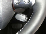 【レーダークルーズコントロール】(全車速追従機能付)付きです。車速に応じて追従支援してくれるので、ロングドライブも快適です。詳細は販売店スタッフまでおたずねください。