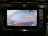 バックガイドモニターで、後方を確認しながら安心して駐車することができます。運転初心者も熟練者も必須の機能ですよ!