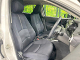 ドライバーによって運転しやすいポジションは異なり、あの車はどうなのか不安なこともありますよね。気になるお車は店頭で乗り込んでご確認いただけます♪