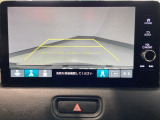 【バックカメラ】運転が苦手な方も車庫入れラクラクです!ギアをリバースに入れれば自動的に切り換わりますので、面倒な操作は不要です♪狭い駐車場もお車を傷つけず安心ですね!