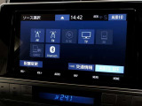 ラジオ、フルセグテレビ、CD再生、DVD再生、SD再生(音楽/動画)、SD録音(別途SDカードが必要です)、Bluetoothオーディオが使用可能です。詳しい仕様については展示店舗までお尋ねください。