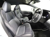 スタイリッシュな室内で運転もしやすいです♪使い勝手の良い配置も考えられています!!