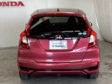 購入後も自社指定整備工場完備でお客様の愛車をしっかりサポート致します!御納車時には安全かつ安心してお乗り頂けるようホンダ専門知識を持つ整備スタッフが点検・整備・装備も説明をしてお渡ししております。
