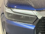 LEDヘッドライトは、点灯の瞬間から最大光量を発揮し、突然暗くなるトンネルなどでの安定感を高めます。