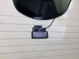 後方にもドライブレコーダーのカメラ(社外品)が付いています。前後両方でお車の周りを監視・記録いたします。