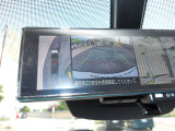 アラウンドビューモニター付きで、全方位確認ができますので車庫入れも安心です