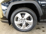 純正18インチアルミホイール装備です☆タイヤ4本交換済です♪