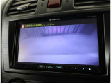 バックモニターで、後方を確認しながら安心して駐車することができます。運転初心者も熟練者も必須の機能ですよ!
