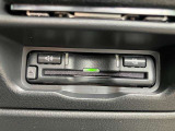 ETC車載器もビルトインタイプで取り付けられておりますので、高速道路の料金所をストレスなく通過して頂けます♪最近ではマストのアイテムですね!