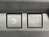 【パワーバックドア】スマートキーや運転席のボタンを押すだけでリアゲートが自動で開閉します!荷物を持っている時や、高い位置にあるバックドアを閉める際に便利な機能です♪