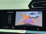 バックカメラと前後のバンパーセンサーで駐車時も安心です