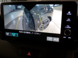 バックカメラもあるので後退時も安心です。視点も切り替えができて便利です。