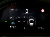 カラーディスプレイには運転をサポートするさまざまな情報を表示!