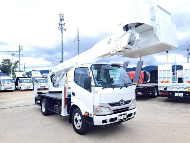 デュトロ 高所作業車