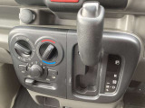 ●【お取寄せ】「気になる車輛が近くの店舗に無い」そんな時もお気軽にお問合せください。トーサイの全車輛を最寄店舗にてご紹介させて頂きます。豊富な在庫数から条件にあったお車をお選び頂けます。