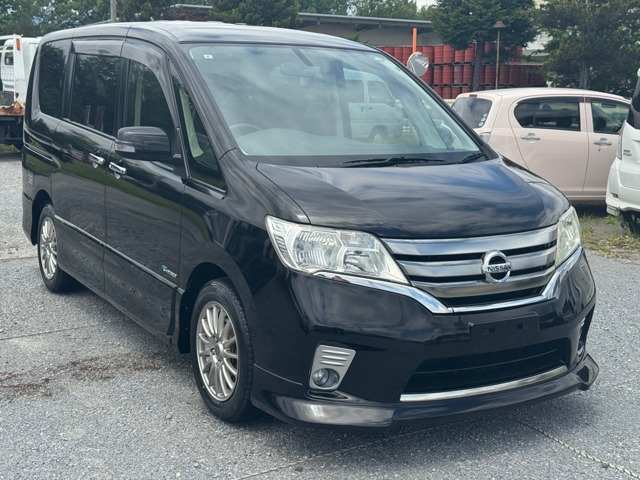 日産 セレナ 