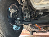 お車を安心してお乗りいただく為には、足回りの定期点検が欠かせません。サービスサポート(有償保証)では無料点検もご提供しており、安心のカーライフをお過ごしいただけるサポート体制が整っています。