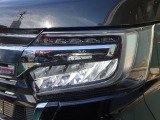 【LEDヘッドライト】LEDヘッドライトは消費電力が少ないので寿命が長いですよ!明るさも十分で、夜間走行の負担を和らげてくれます!