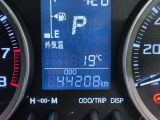 たとえばダイハツのお店にある、たくさんのスマアシ搭載車は、正常に作動する事をしっかり確認します。