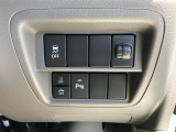 各機能の切り替えボタンは運転席前方の手の届きやすい場所に配置してあります。